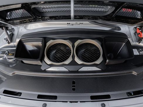 Certified 2019 Porsche 911 GT2 RS RWD image 37