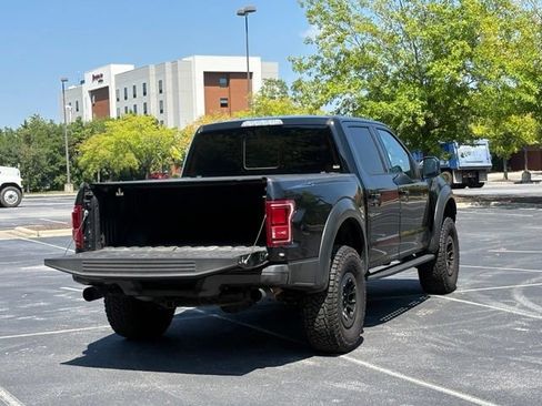 Used 2018 Ford F150 Raptor w/ Equipment Group 802A Luxury AWD/4WD image 17