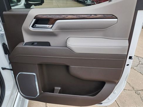 New 2026 GMC Sierra 1500 SLT w/ SLT Premium Plus Package image 40