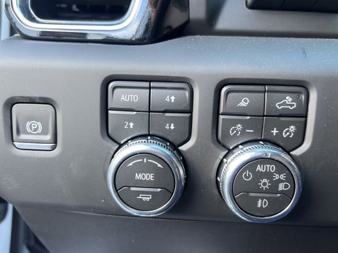 New 2026 GMC Sierra 1500 Denali AWD/4WD image 12