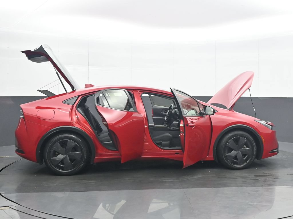 Used 2023 Toyota Prius Prime FWD image 40