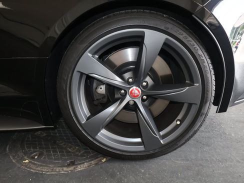 Used 2018 Jaguar F-TYPE 400 Sport AWD/4WD image 38