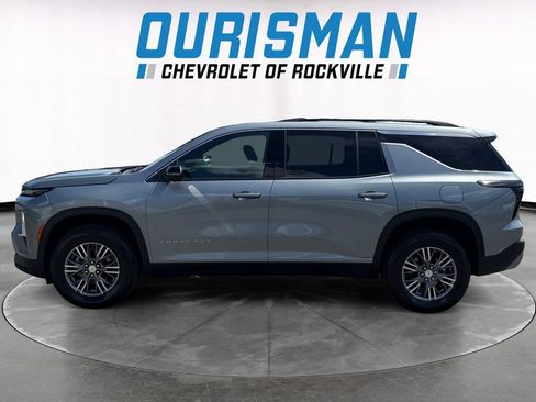 Used 2026 Chevrolet Traverse LT w/ Driver Confidence Package AWD/4WD image 3