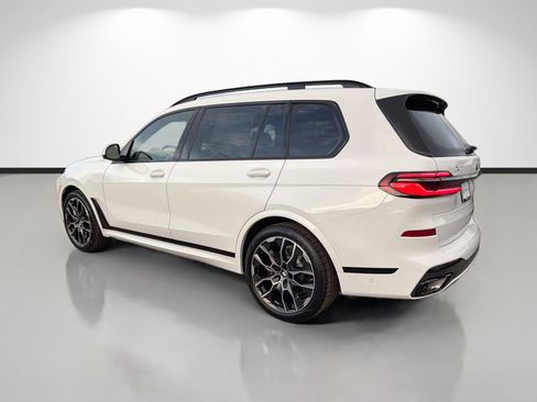 New 2027 BMW X7 xDrive40i w/ M Sport Package AWD/4WD image 5