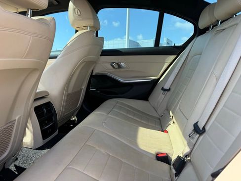 Used 2021 BMW 330i Sedan w/ Convenience Package image 22