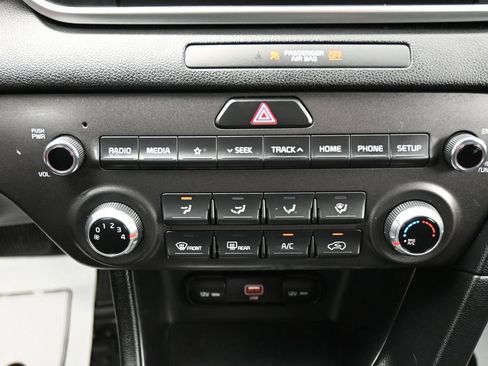 Used 2022 Kia Sportage LX AWD/4WD image 19