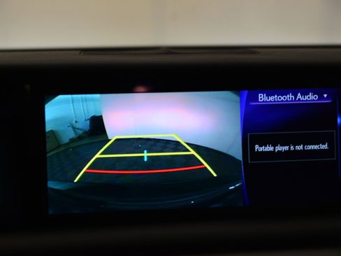 Used 2019 Lexus IS 300 AWD image 32