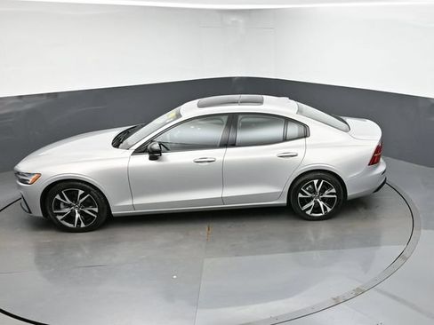 Used 2024 Volvo S60 B5 Core w/ Climate Package FWD image 20