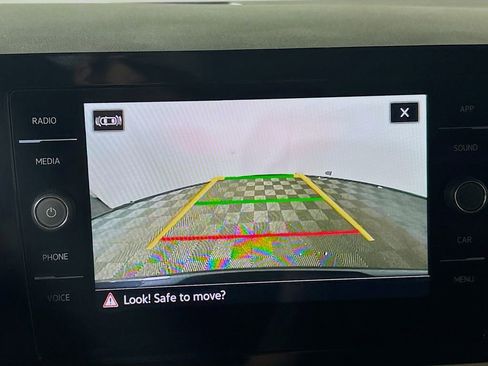 New 2025 Volkswagen Taos SE image 16