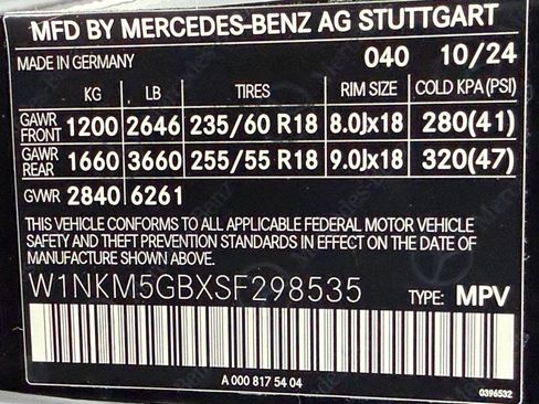 Used 2025 Mercedes-Benz GLC 350e 4MATIC image 18
