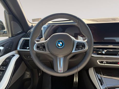 New 2026 BMW X5 xDrive50e w/ M Sport Package AWD/4WD image 12