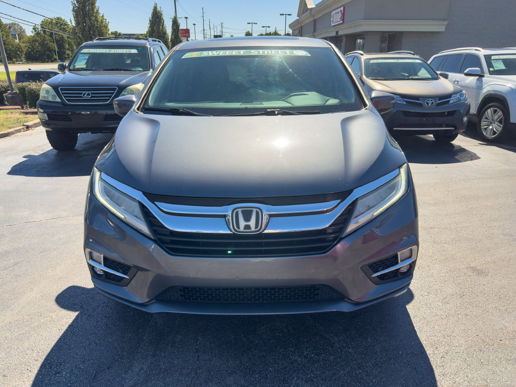Used 2018 Honda Odyssey Elite image 2