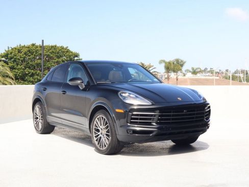 Certified 2023 Porsche Cayenne Platinum Edition AWD/4WD image 7