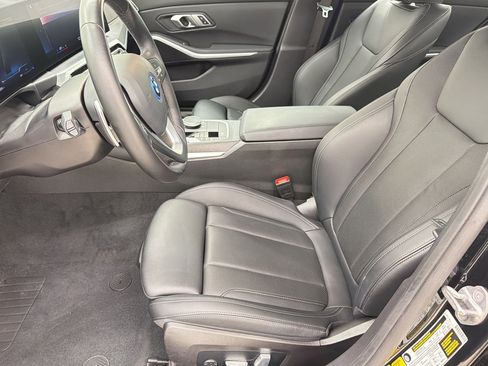 Used 2023 BMW 330e w/ Convenience Package RWD image 5
