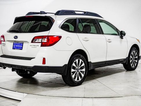 Used 2017 Subaru Outback 2.5i Limited w/ Popular Package #5 AWD/4WD image 12