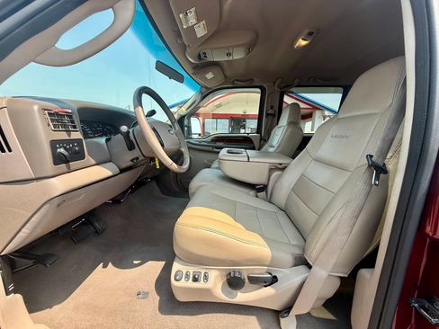 Used 2004 Ford F250 Lariat AWD/4WD image 9