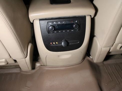 Used 2013 Chevrolet Tahoe LTZ image 24