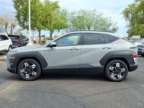 Certified 2025 Hyundai Kona SEL FWD image 2