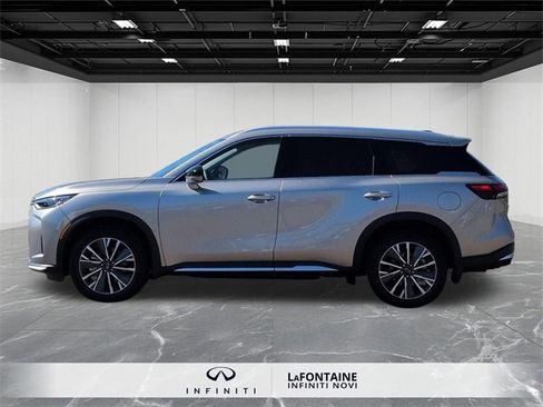 New 2026 INFINITI QX60 Luxe w/ Family Package image 2
