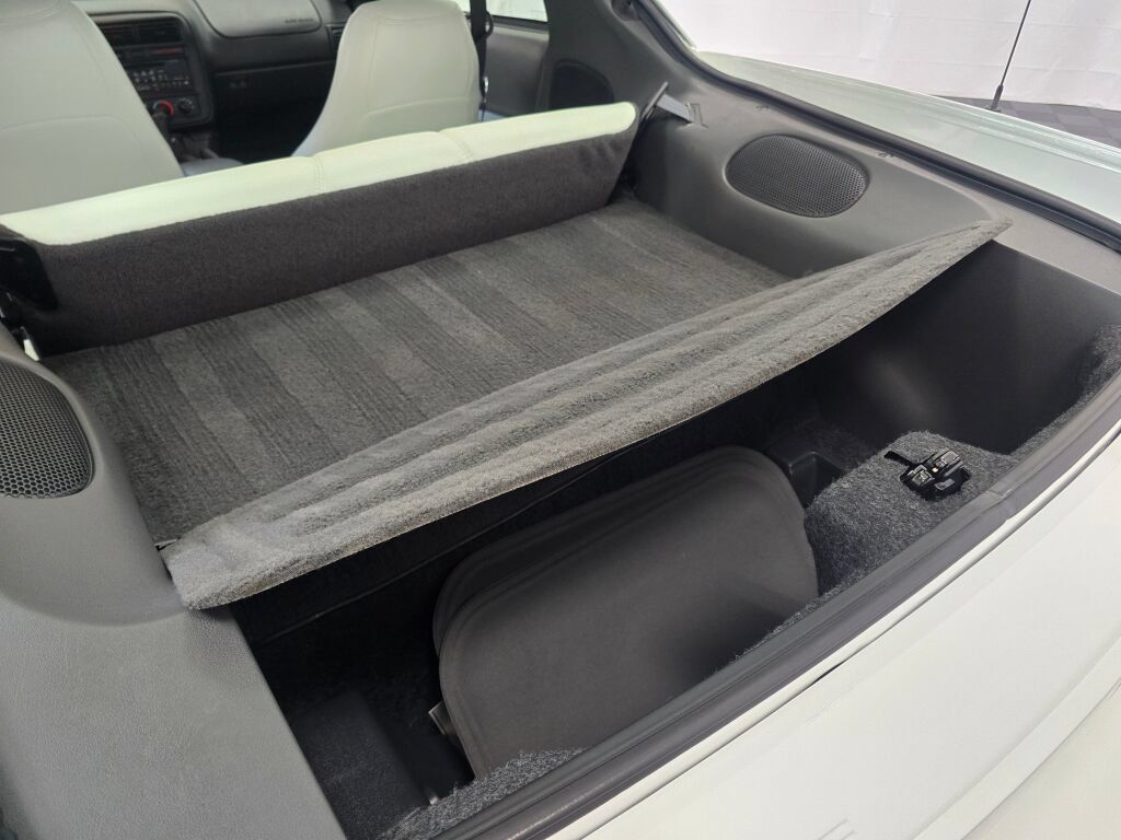 Used 1997 Chevrolet Camaro SS w/ Preferred Equipment Group 2 RWD image 36