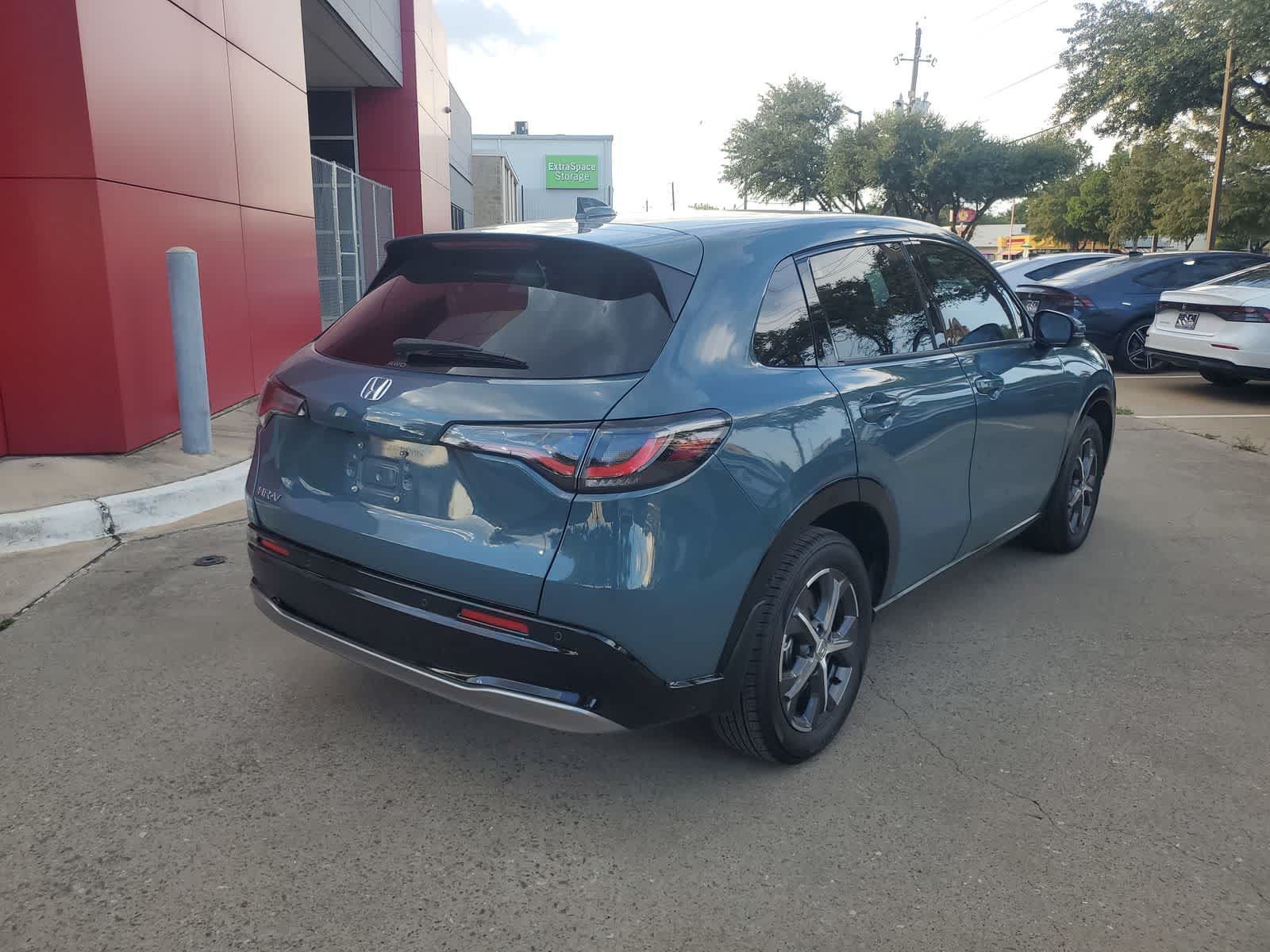 Used 2024 Honda HR-V EX-L image 6