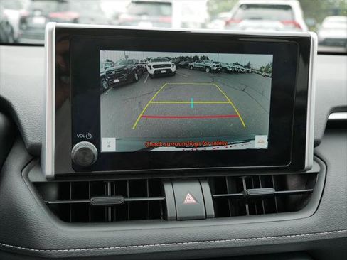 Certified 2025 Toyota RAV4 XLE AWD/4WD image 28
