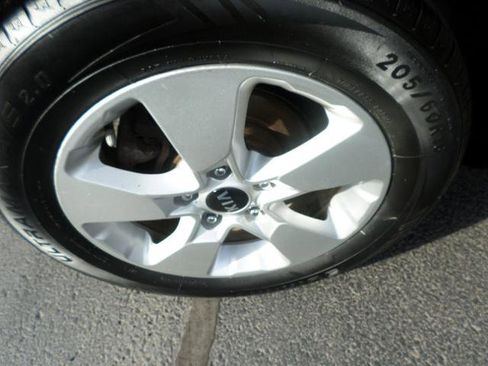 Used 2019 Kia Soul Base 6A image 39