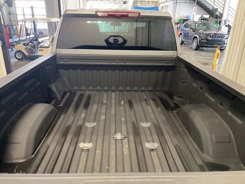 Used 2025 Chevrolet Silverado 2500 Custom w/ Custom Value Package AWD/4WD image 14