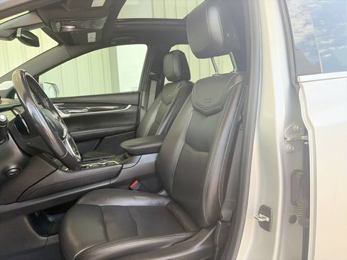 Used 2020 Cadillac XT5 Premium Luxury FWD image 20