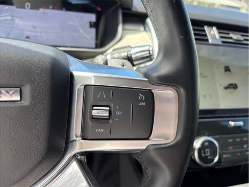Used 2021 Land Rover Discovery S R-Dynamic AWD/4WD image 26