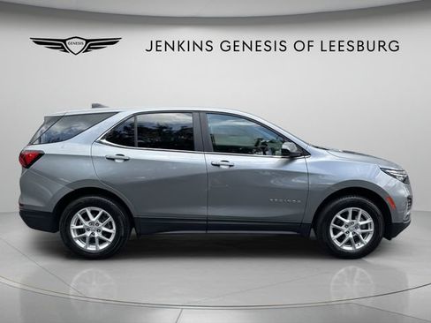 Used 2023 Chevrolet Equinox LT AWD/4WD image 3