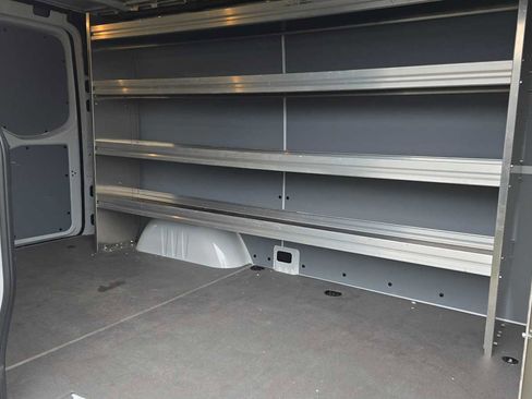 Used 2025 Mercedes-Benz Sprinter 2500 image 15