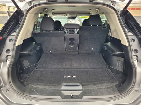 Certified 2020 Nissan Rogue SV image 19
