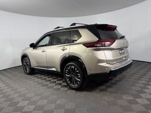 Used 2026 Nissan Rogue Platinum w/ Platinum Premium Package AWD/4WD image 9