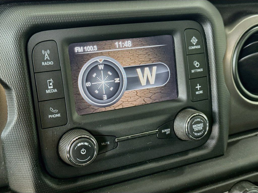 Used 2021 Jeep Gladiator Sport w/ Trailer Tow Package AWD/4WD image 15