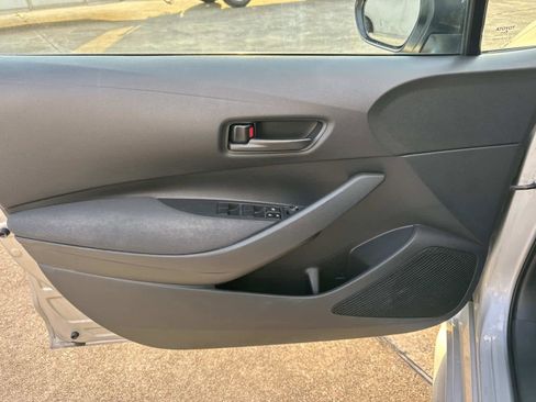 Used 2024 Toyota Corolla LE image 34