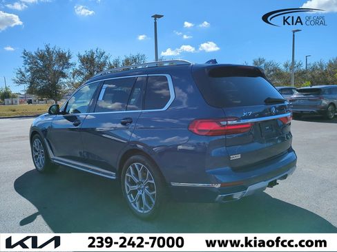 Used 2022 BMW X7 xDrive40i w/ Executive Package image 7