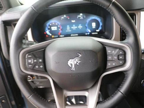 Used 2025 Ford Bronco Outer Banks AWD/4WD image 26