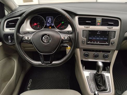Used 2016 Volkswagen Golf S FWD image 22