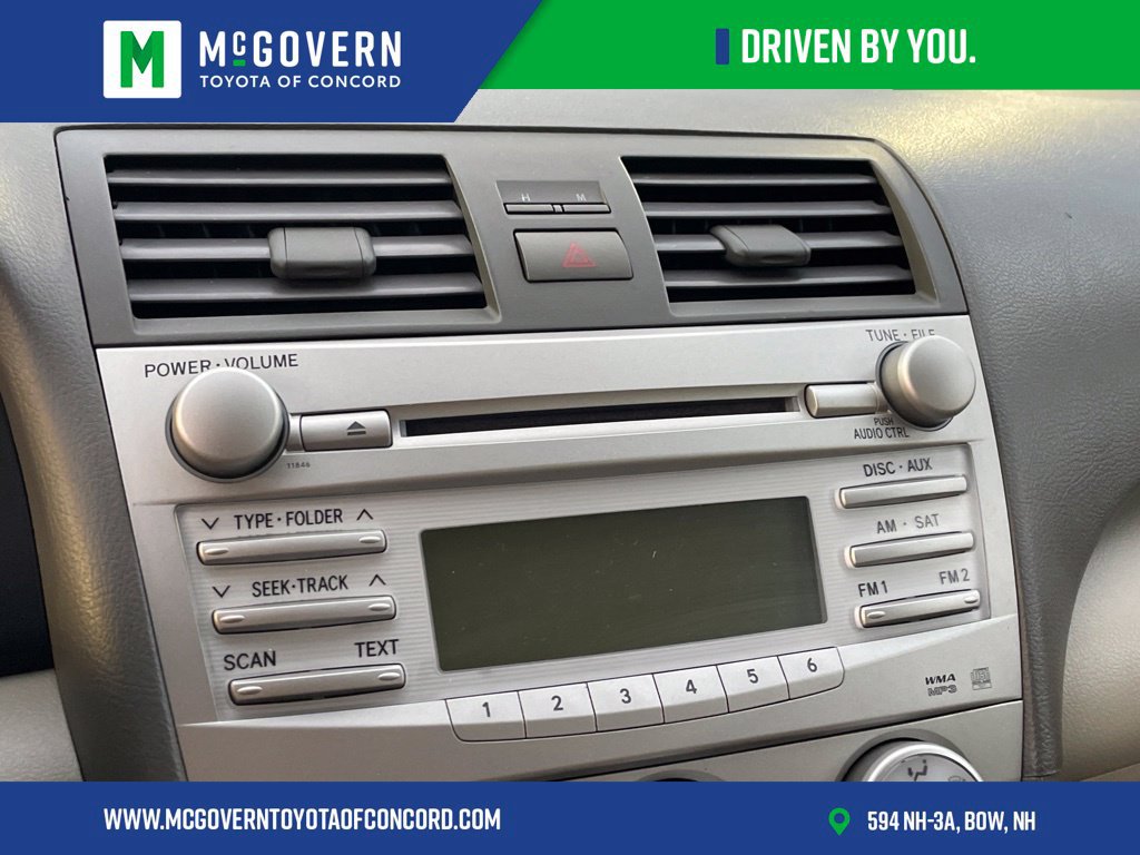 Used 2010 Toyota Camry LE FWD image 30
