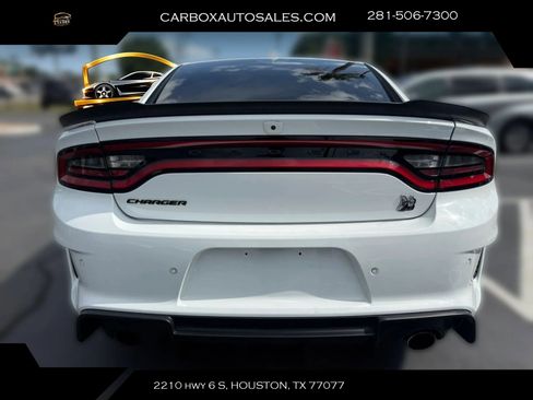 Used 2023 Dodge Charger Scat Pack RWD image 4