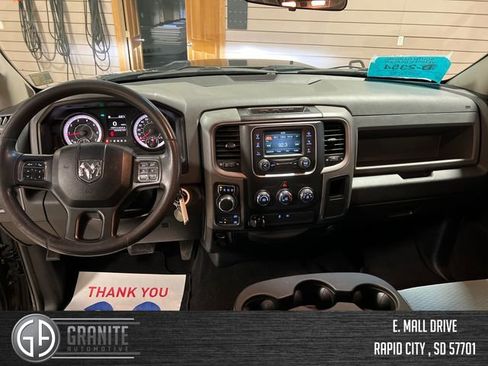 Used 2018 RAM 1500 Express w/ Express Value Package image 12