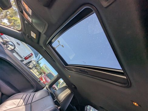 Used 2023 Dodge Challenger SRT Hellcat image 19