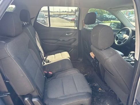 Used 2021 Chevrolet Traverse LS FWD image 23