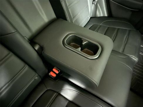 Used 2018 Honda CR-V Touring image 43