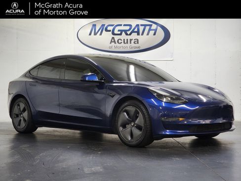 Used 2022 Tesla Model 3 Long Range image 1