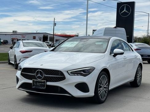 Used 2025 Mercedes-Benz CLA 250 4MATIC image 41