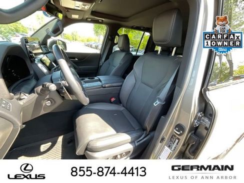 Used 2024 Lexus LX 600 4WD w/ Appearance Package image 13