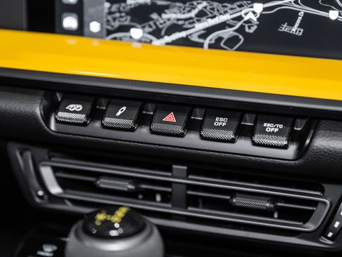 Used 2022 Porsche 911 GT3 image 34