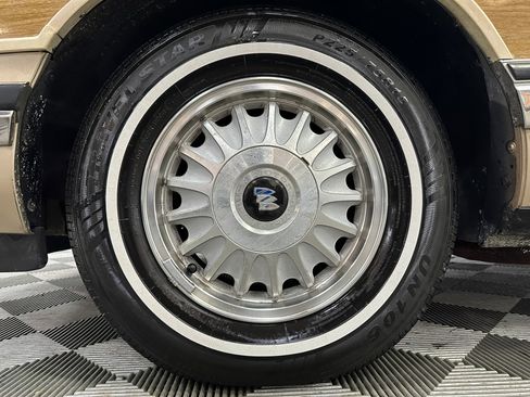 Used 1993 Buick Roadmaster Estate image 11